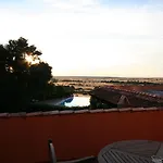 El Rancho فندق