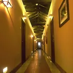 El Rancho Hotel 4*