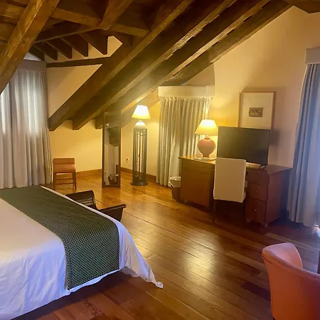 El Rancho 4*
