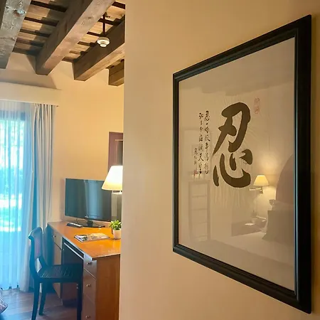 El Rancho Hotel 4*