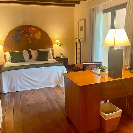 Hotel El Rancho 4*