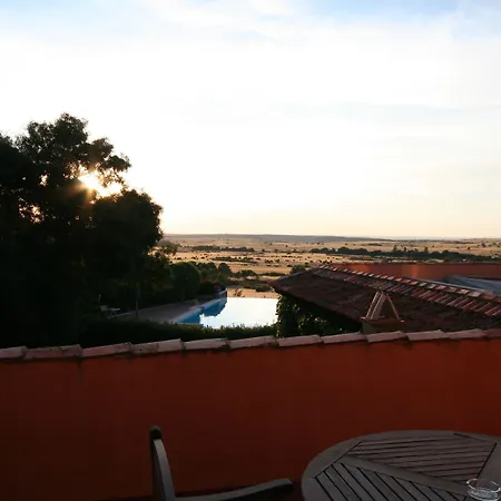 El Rancho Hotel