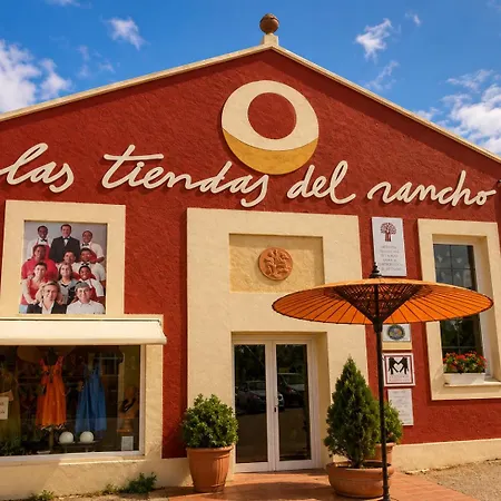 Hotel El Rancho 4*