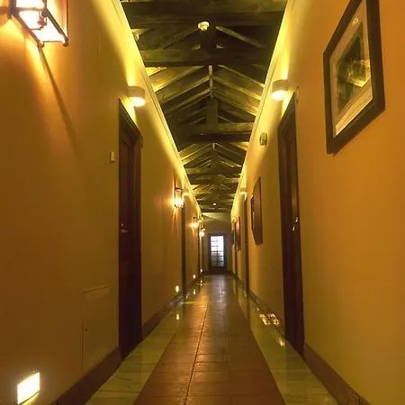 El Rancho Otel Segovia