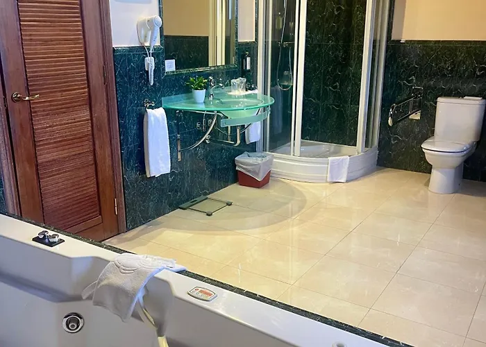 El Rancho Готель