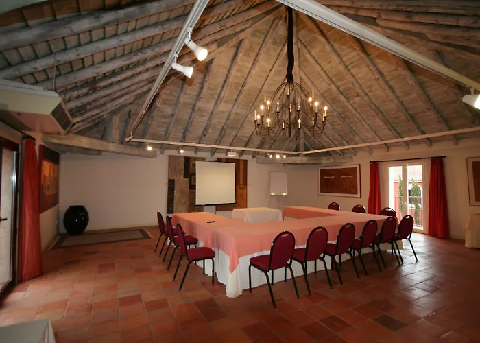 El Rancho Готель 4*